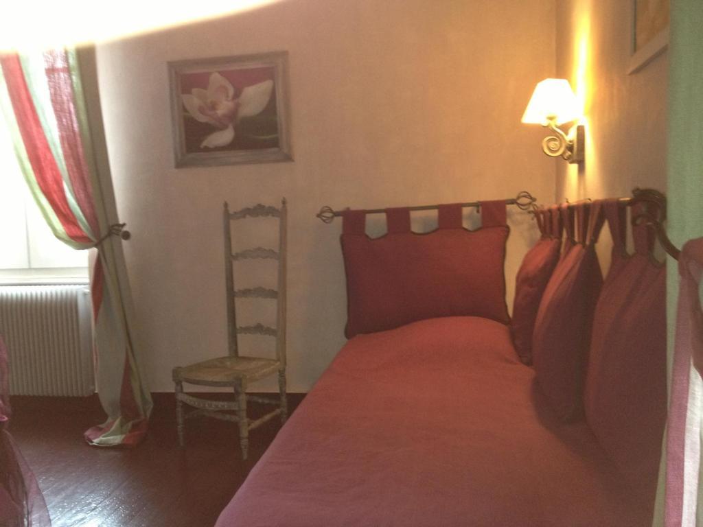 Chambre D'Hotes La Noue Saint-Pierre-la-Palud Rum bild